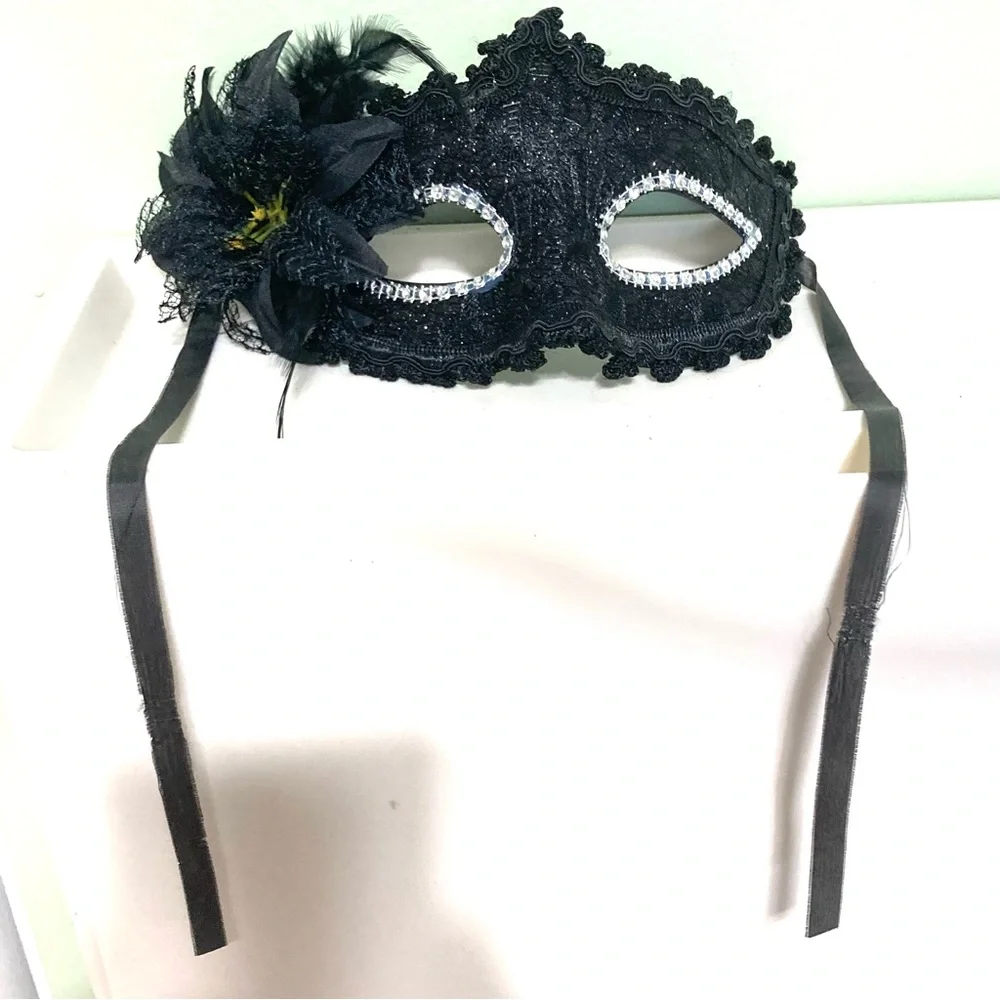 MASK Masquerade Venetian Mask Lace Black Flower Black Feathers Bling Halloween